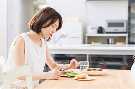 食欲不振とはどんな状態？｜ 大正漢方胃腸薬 ｜ 大正製薬