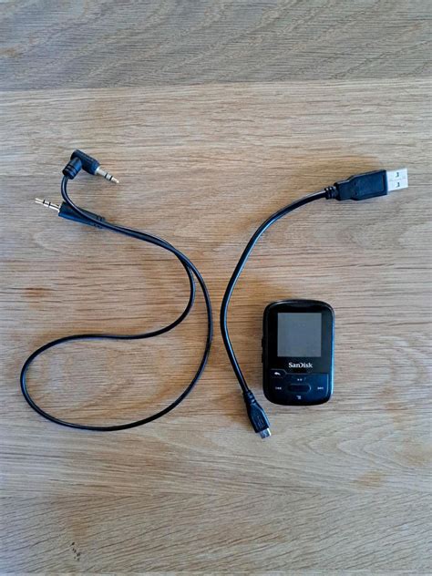 SanDisk Clip Sport Plus MP3 Player 15 GB - Gebraucht ohne Clip in ...