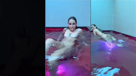 Nathalia Prado Sendo Flagrada Tomando Banho De Piscina Sem Roupa Xvideos