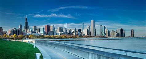 Chicago Skyline Riverwalk Lake Michigan - Lewis Carlyle Photography