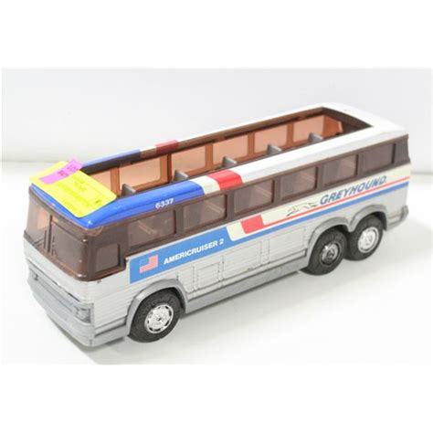 METAL GREYHOUND BUS TOY