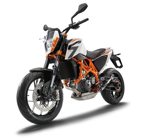 2015 KTM 690 Duke R Review