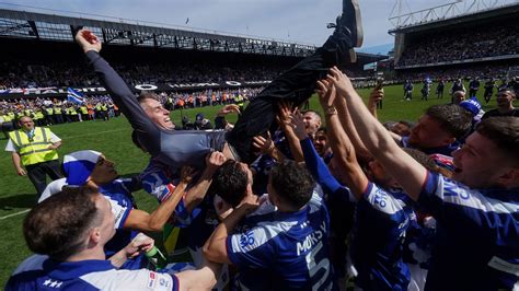 Gloom To Glory The Fall And Rise Of Ipswich Town Bbc Sport