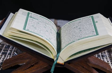 2 Contoh Kultum Tentang Keutamaan Membaca Al Quran Yang Mudah Dihafal