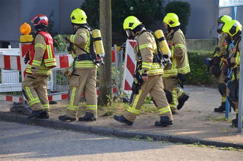 Brand In Einem Ratinger Hochhaus Vier Personen Verletzt Feuerwehr