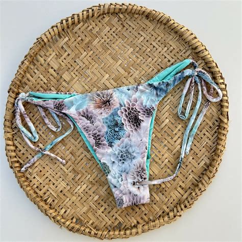 Tanga Lacinho Empina Bumbum Meu Bikini Novo