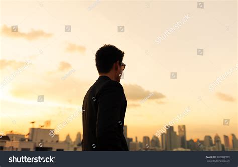 45,571 Silhouette Man Walking Sunset Images, Stock Photos & Vectors ...