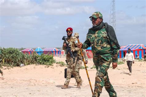 Madaxweyne Xasan Sheekh Oo Maalintii Labaad Ku Sugan Furinta Dagaaalka