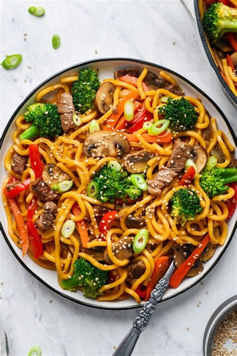 Easy Beef Lo Mein Recipe Cookin With Mima