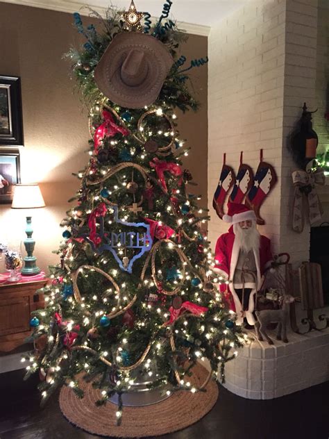 Texas Christmas tree! 2015 | Western christmas tree, Country christmas ...