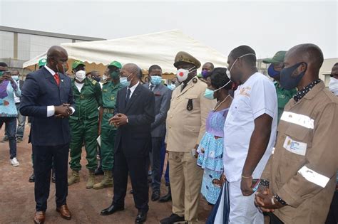 Visite De Son Excellence Monsieur Le Ministre De La Faune Et De La