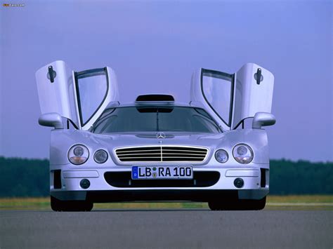 Photos of Mercedes-Benz CLK GTR AMG Road Version 1999 (1600x1200)