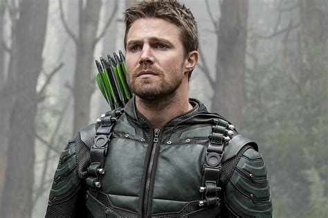 'Arrow' Season 6 Trailer, Plus Michael Emerson as Big Bad