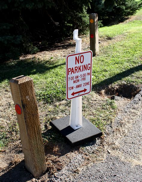 Free photo of a no parking sign – Photos Public Domain