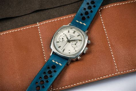 Pin By Kyle Snarr On Geargetry Monochrome Watches Leather Watch Roll