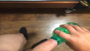 Hot Peeing In A Bottle XVIDEOS