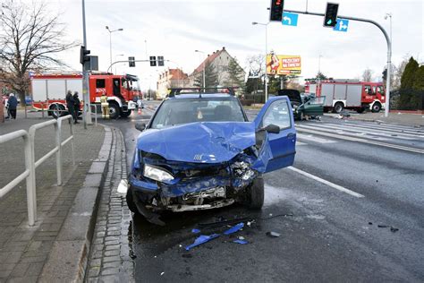 Bilans świąt na drogach Ponad 500 pijanych 20 zabitych