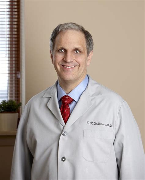 Chicago Eye Surgeon Sets His Sights On Cataracts Stuart Sondheimer