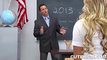 Great Boobs Cameron Dee Gives Blowjob And Pussy Stuffed In This Great XXX Scene XNXX