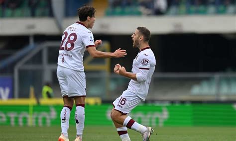 Un Supergol Di Vlasic Inguaia Il Verona Torino La Corsa Salvezza