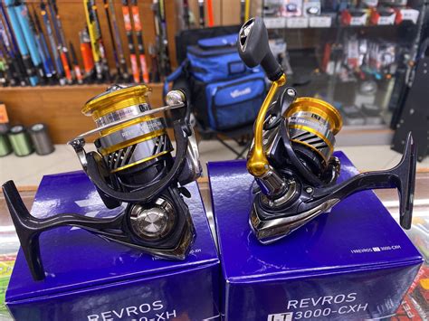 CARRETE DAIWA REVROS LT 2500 XH SPINNING LIGERO DARTIG CALAMAR