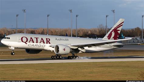 A7 BFL Qatar Airways Cargo Boeing 777 FDZ Photo By Stefan Von Der