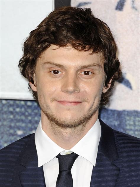 Evan Peters - AlloCiné