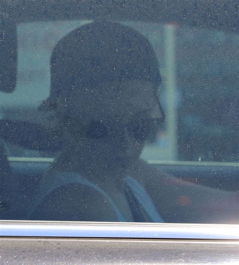 Kristen Stewart Drives a Black Mini Cooper to the Gym in West Hollywood ...