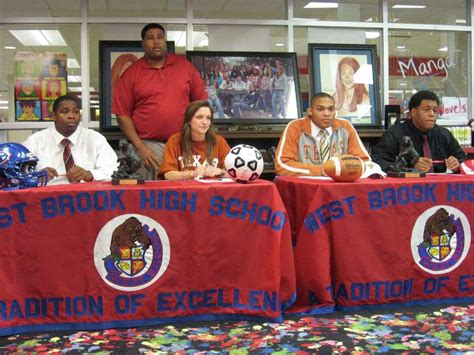 West Brook High School signing ceremony pictures