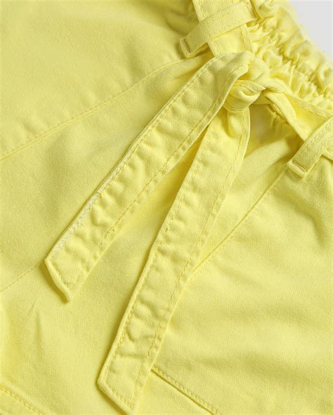 Riachuelo Short Jeans Color Infantil Clochard A Amarelo Pool By