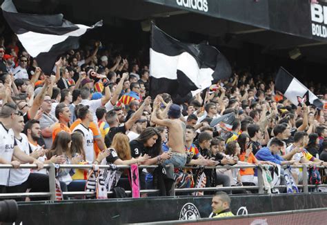 Abonos Valencia Cf Temporada Precios Grada Joven De Animaci N