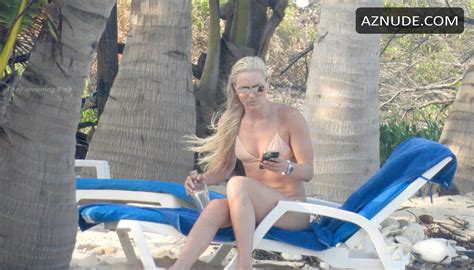 Lindsey Vonn Sexy Shows Off Her Hot Figure On The Beach In Tulum Aznude