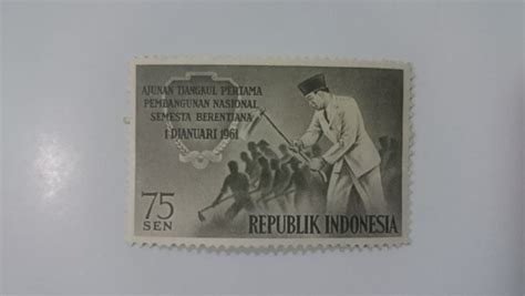 Jual Perangko Edisi Ajunan Tjangkul Pertama Presiden Soekarno