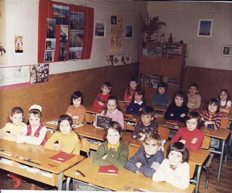 Photo De Classe Ce1 19731974 De 1973 Ecole Paul Eluard Audun Le