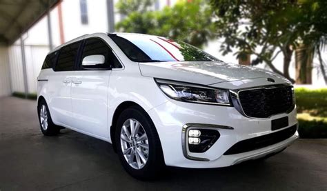 Kia sedona xe 7 chổ dành cho gia đình Giá xe Sài Gòn