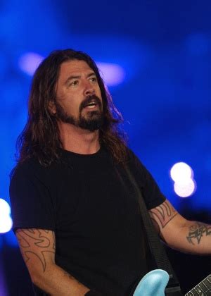 Foo Fighters Cancela Turn Europeia Por Conta De Ataques Em Paris