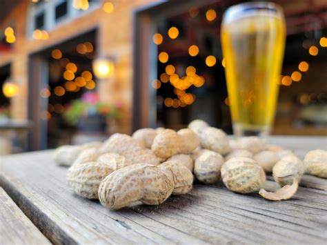 CAREERS — Wolff's Biergarten