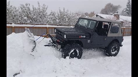 Mahindra Roxor Snow Plowing Youtube