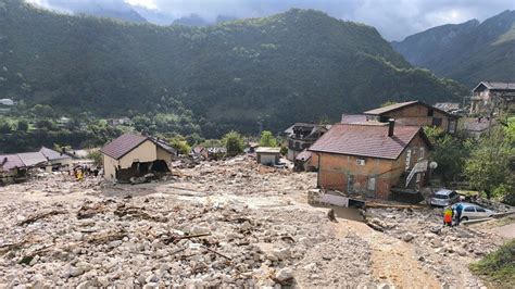 U Asna Tragedija Otac I Sin Spasili Ljudi Iz Poplava A Onda Je