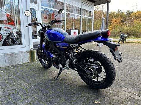 Motorrad Yamaha XSR125, Yamaha Blue Special Edition, Baujahr: 2023, 0 ...