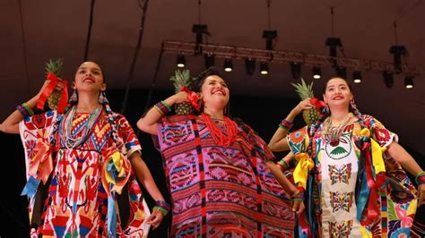 Guelaguetza 2024 Origen Del Baile De Flor De Piña Una Tradición única