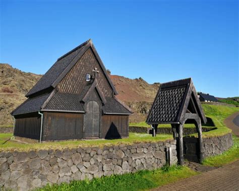 11 Prettiest Churches In Iceland Map To Find Them Follow Me Away