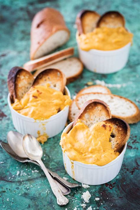 Smoked Gouda 'Cheese' Sauce | PETA