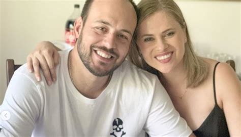 Eliana Albasetti Celebra Importante Logro De Su Esposo Federico Koch