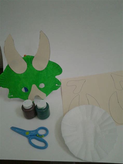 Paper Plate Dinosaur Mask