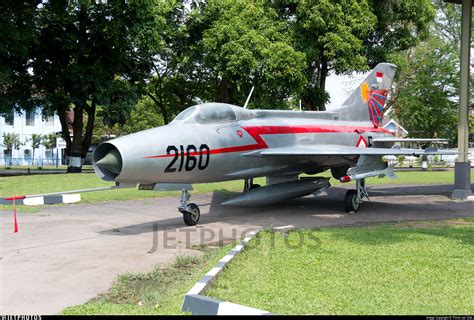 F 2160 Mikoyan Gurevich Mig 21f 13 Fishbed C Indonesia Air Force