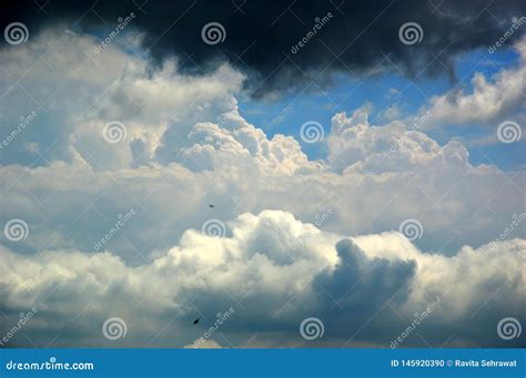 Nubes En El Cielo En Cielos Dram Ticos Foto De Archivo Imagen De