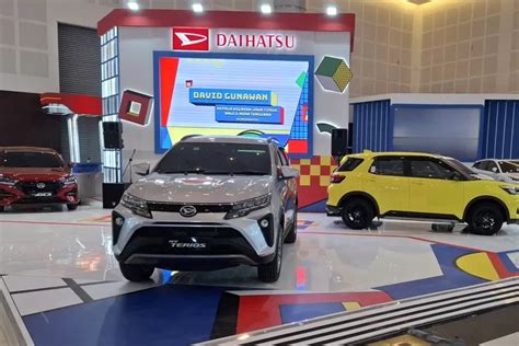 Ramaikan Iims Surabaya Daihatsu Bawa Lini Kendaraan Penumpang