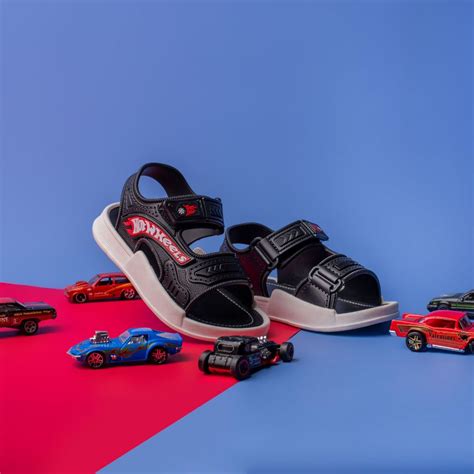 Sandália juvenil masculino homem aranha Hot weels LANÇAMENTO SANDÁLIA HOTWHEELS Shopee Brasil