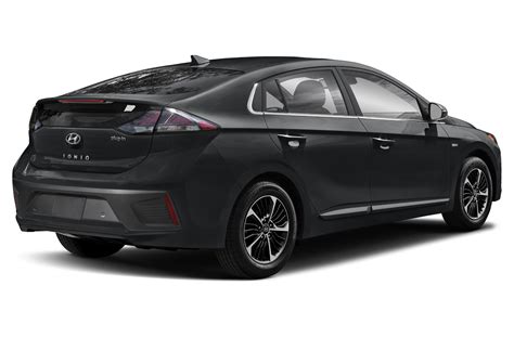 2022 Hyundai IONIQ Plug-In Hybrid - Specs, Prices, MPG, Range, Reviews ...